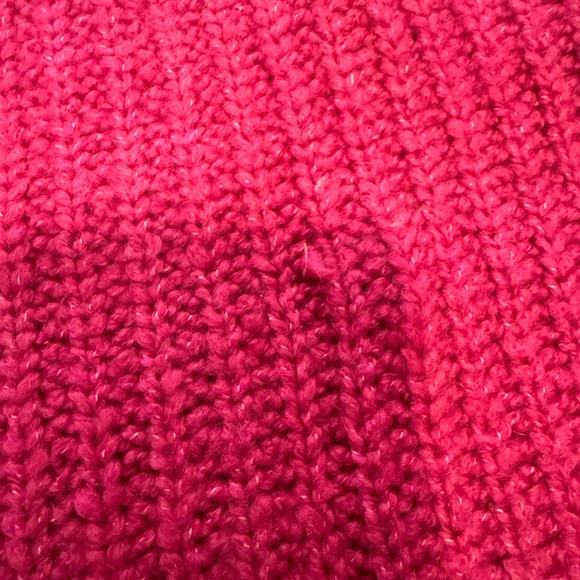 Pink Sweater - Picture 4 of 4